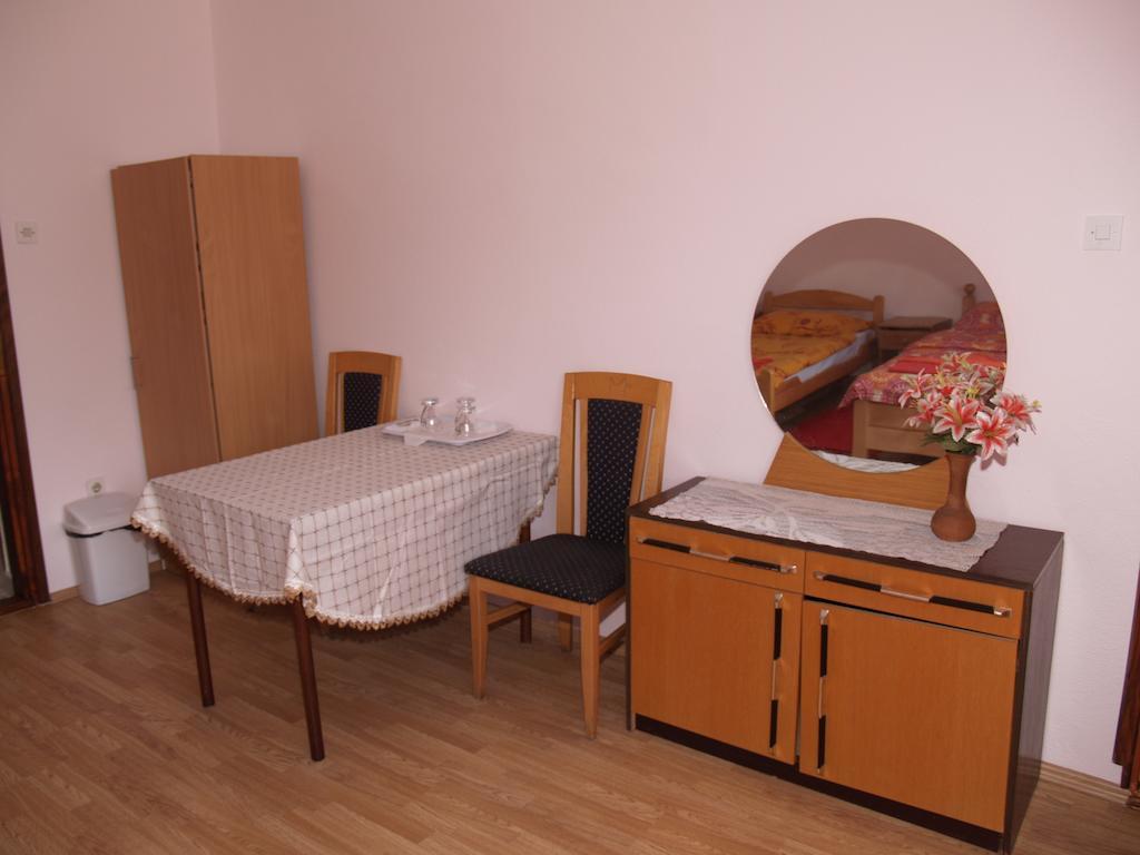 Rooms Zigic 科雷尼察 外观 照片
